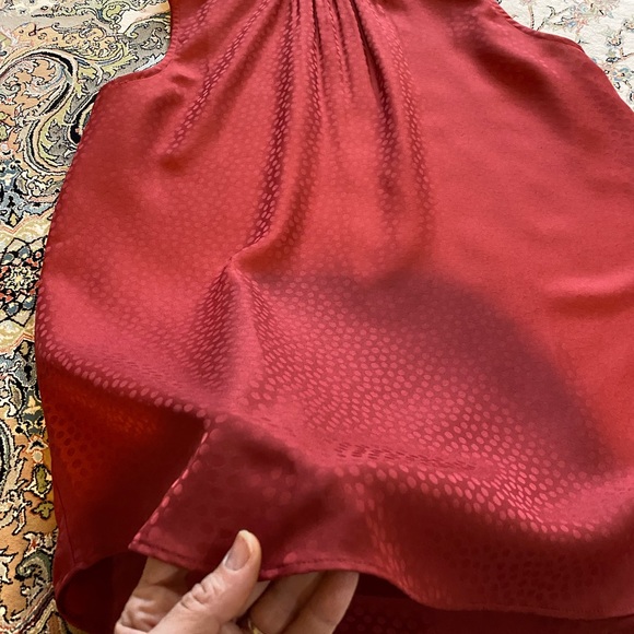 Top - Picture 4 of 8